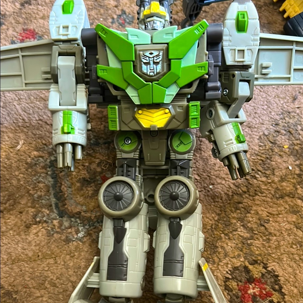 Transforming Robot Action Figure - Green and Gray